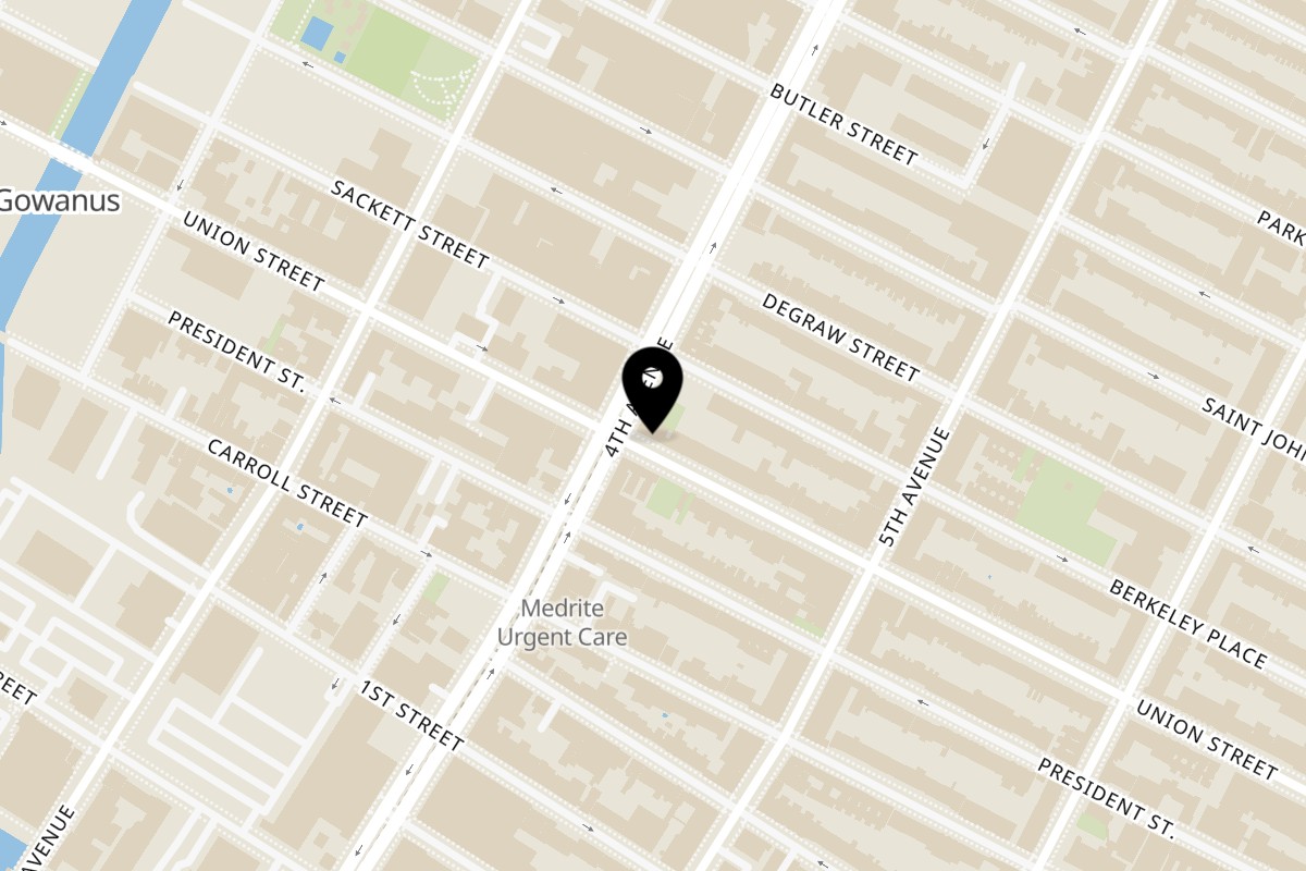 Map showing the location of Wangs on 671 Union St in Brooklyn